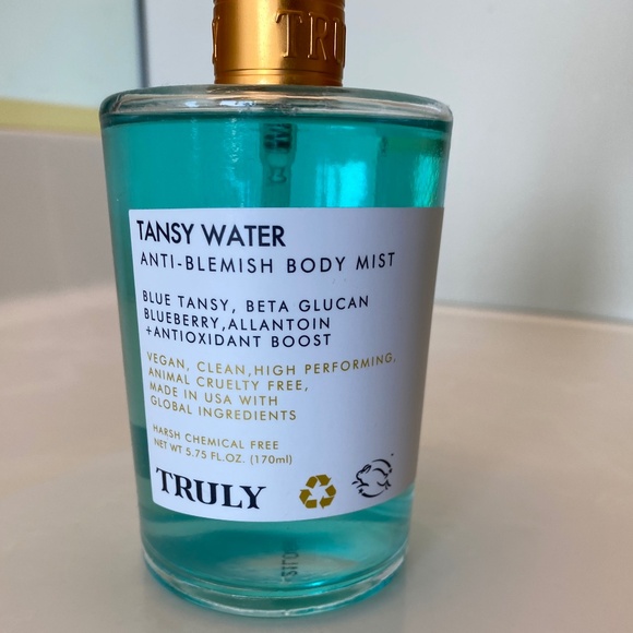 TRULY Tansy Water Anti-Blemish Body Mist - NWT new - Picture 2 of 5